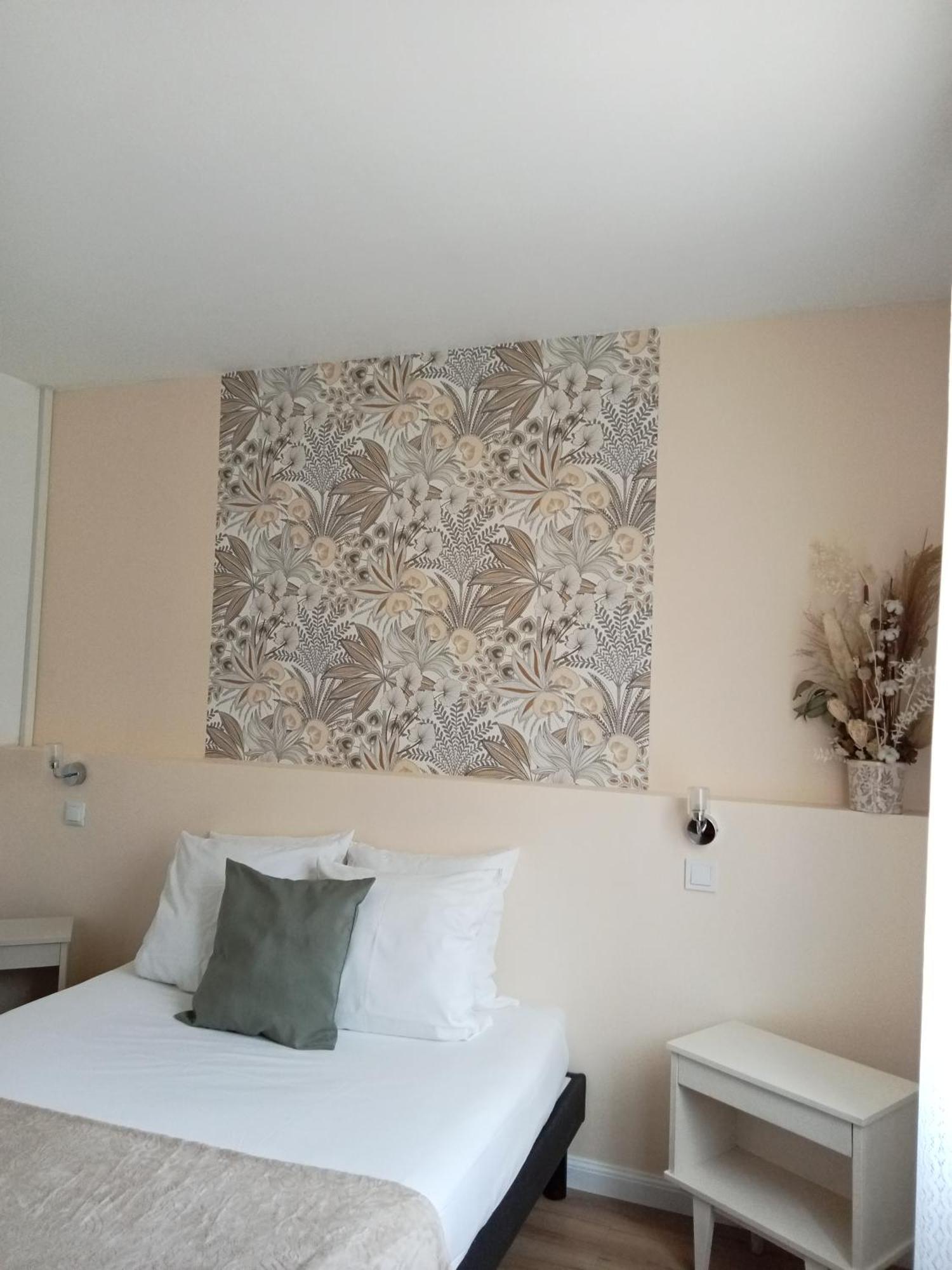 L'Auberge De Lugos Luaran gambar